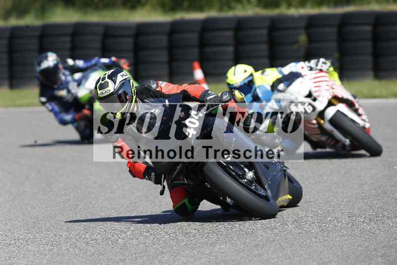 /43 08.08.2025 Discover the Bike ADR/Race 3 rot/404